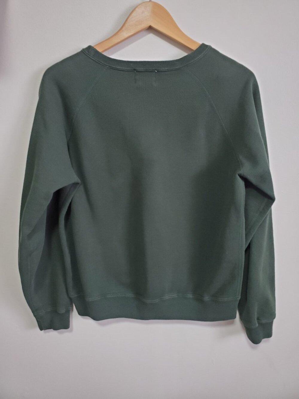 ROOTS Equestrian Sweatshirt Maple Leaf Terrycloth Green Black Women's Medium - Picture 9 of 11